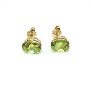 14K Yellow Gold Green Peridot Stud Earrings